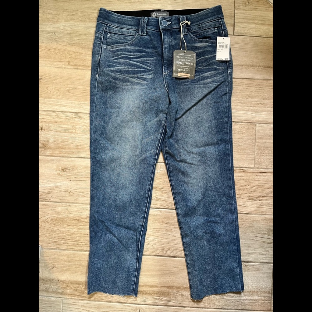 Democracy an Technology High Rise Vintage Skinny Size 14 NWT